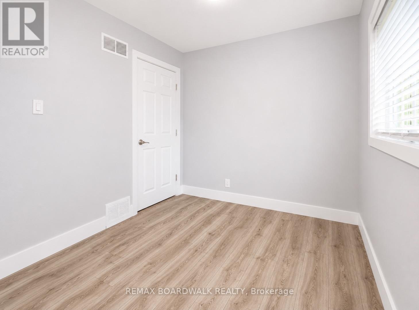 3 Bed, 1 Bath Multi-Family for Rent in Ottawa – 1 – 332 SHAKESPEARE STREET, Ottawa – MLS# X13655146 - Image 23