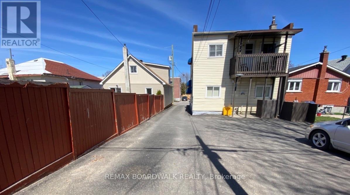 3 Bed, 1 Bath Multi-Family for Rent in Ottawa – 1 – 332 SHAKESPEARE STREET, Ottawa – MLS# X13655146 - Image 24