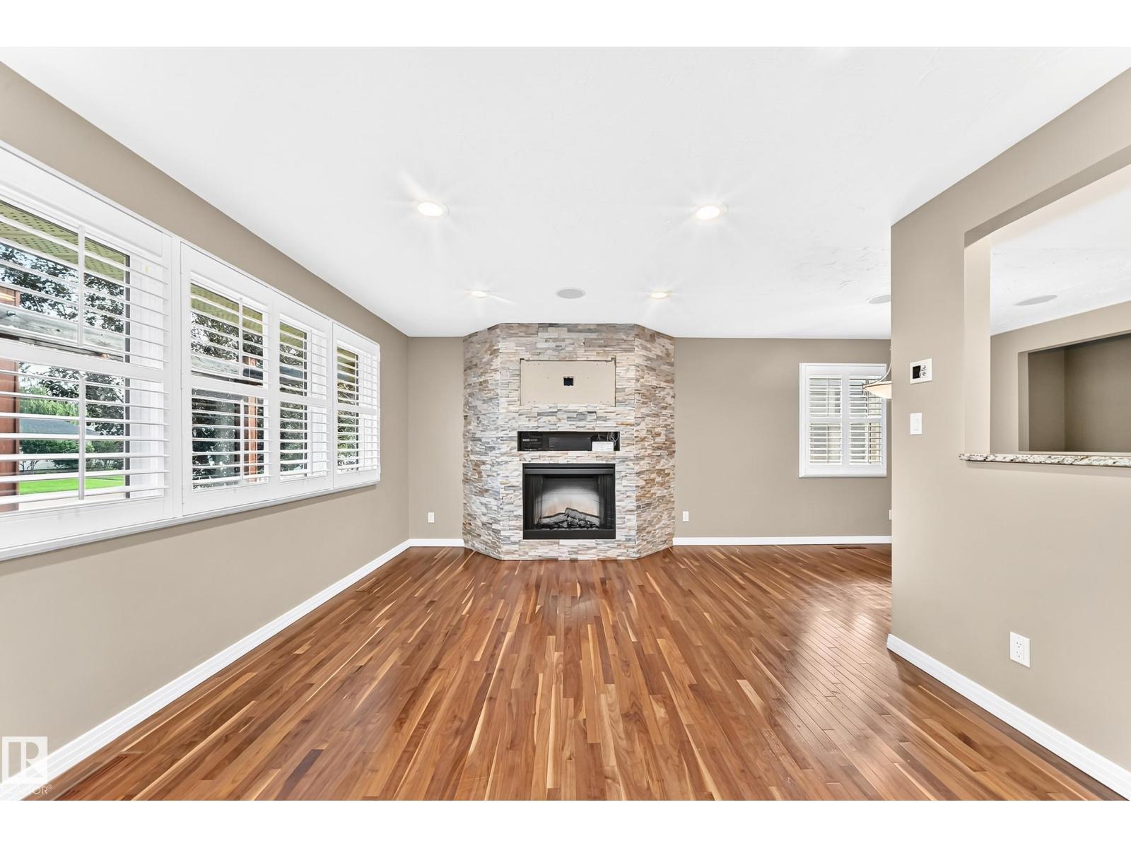 6307 92A AV NW - Image 17