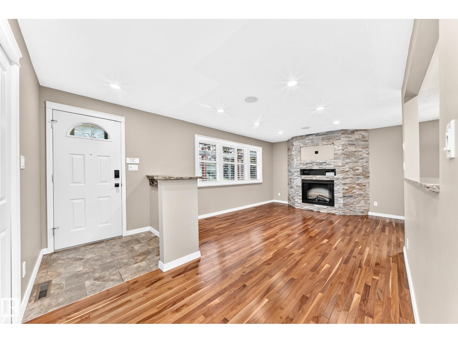 6307 92A AV NW - Image 15