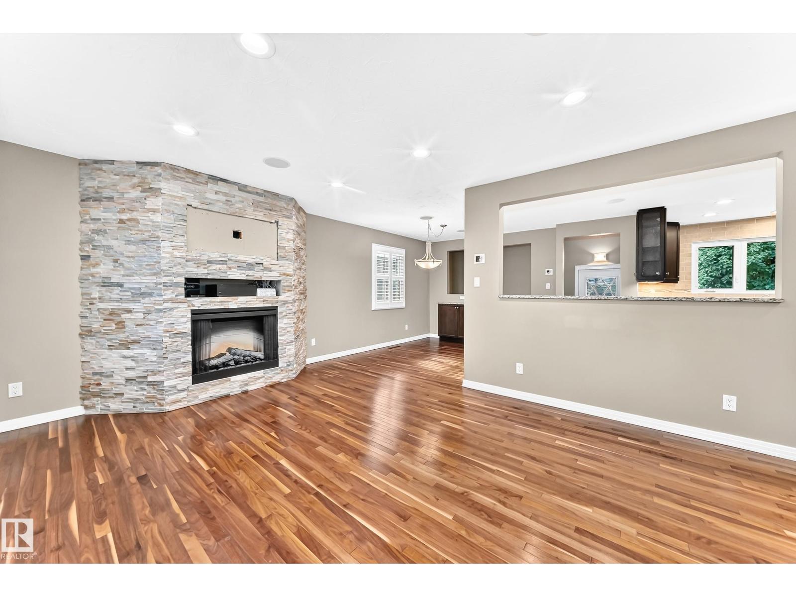 6307 92A AV NW - 18
