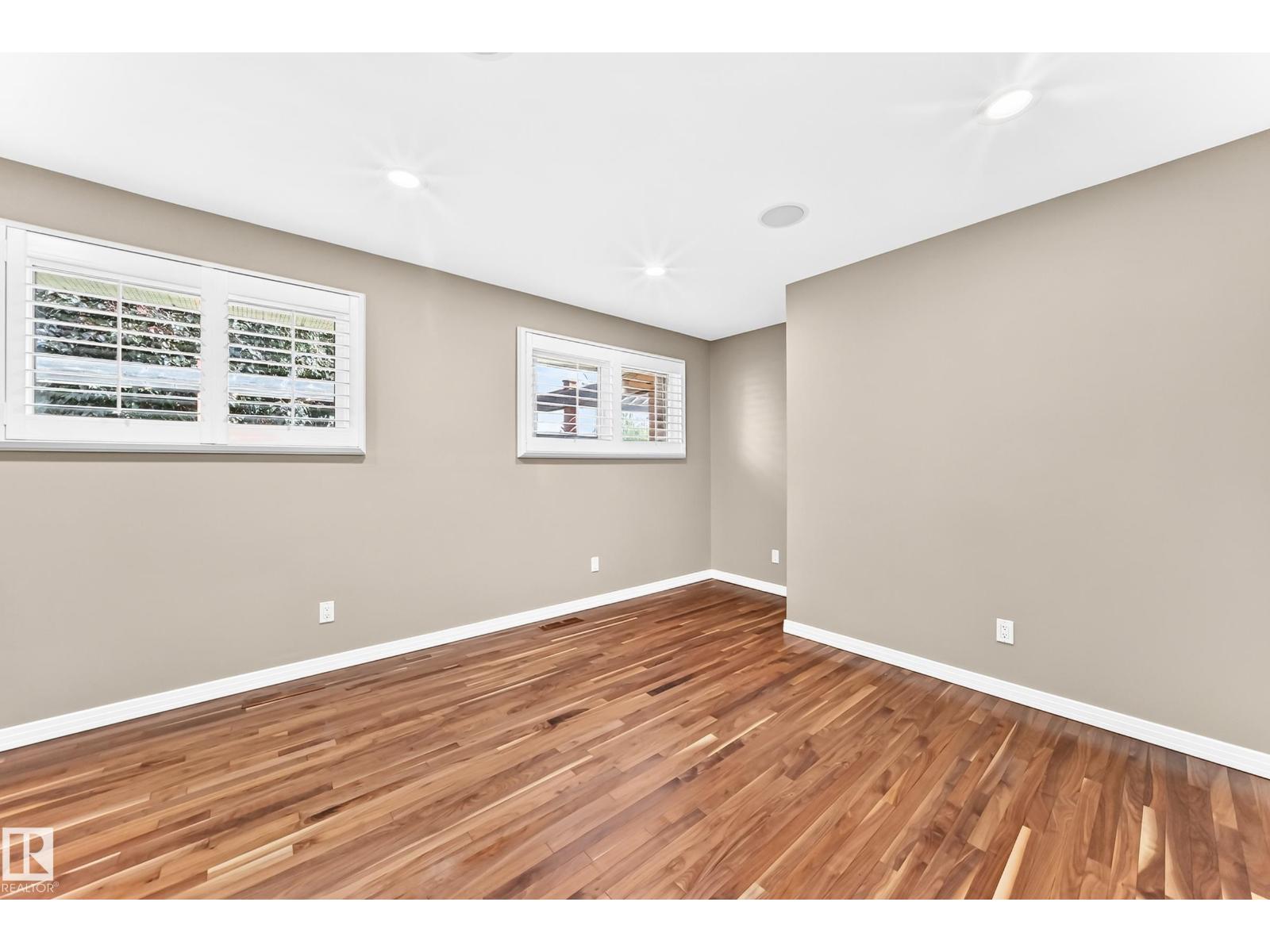 6307 92A AV NW - Image 25