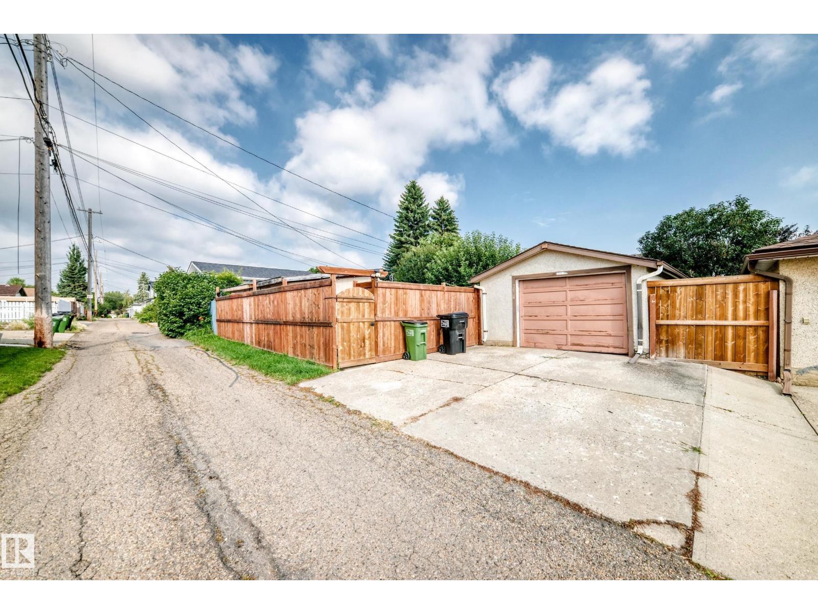 6307 92A AV NW - 62