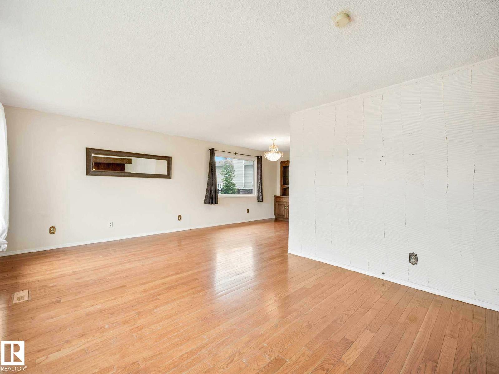 11056 166 Avenue NW - Photo 6