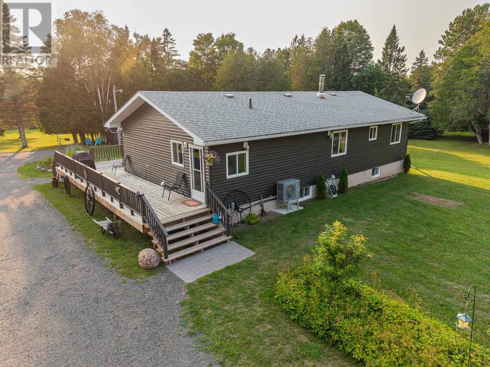 2032 20th Side RD - 3