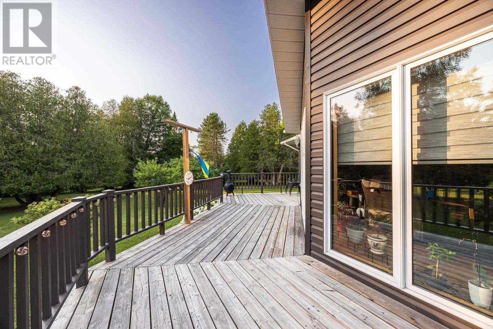 2032 20th Side RD - 46