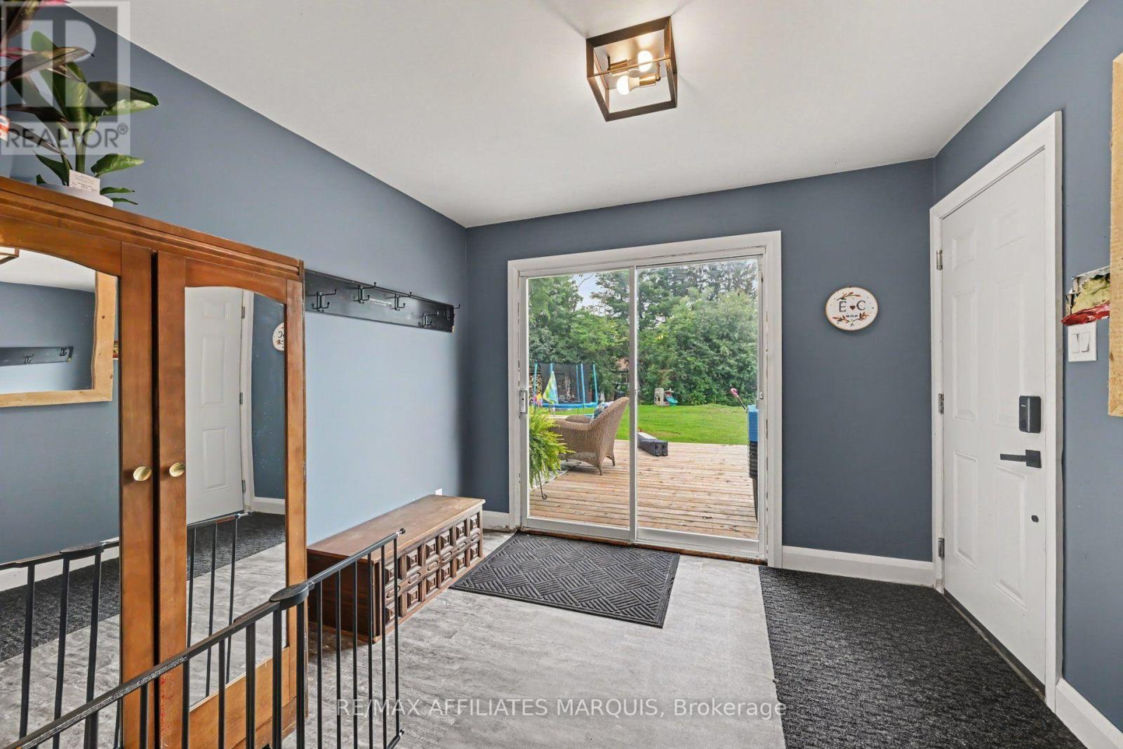 31 MINTO AVENUE - 12