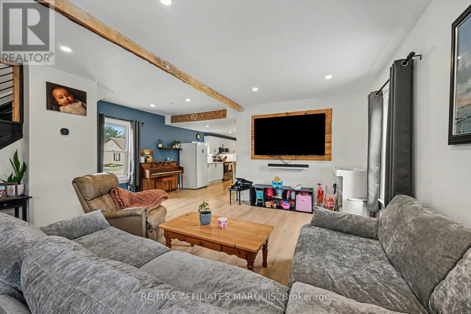 31 MINTO AVENUE - 13