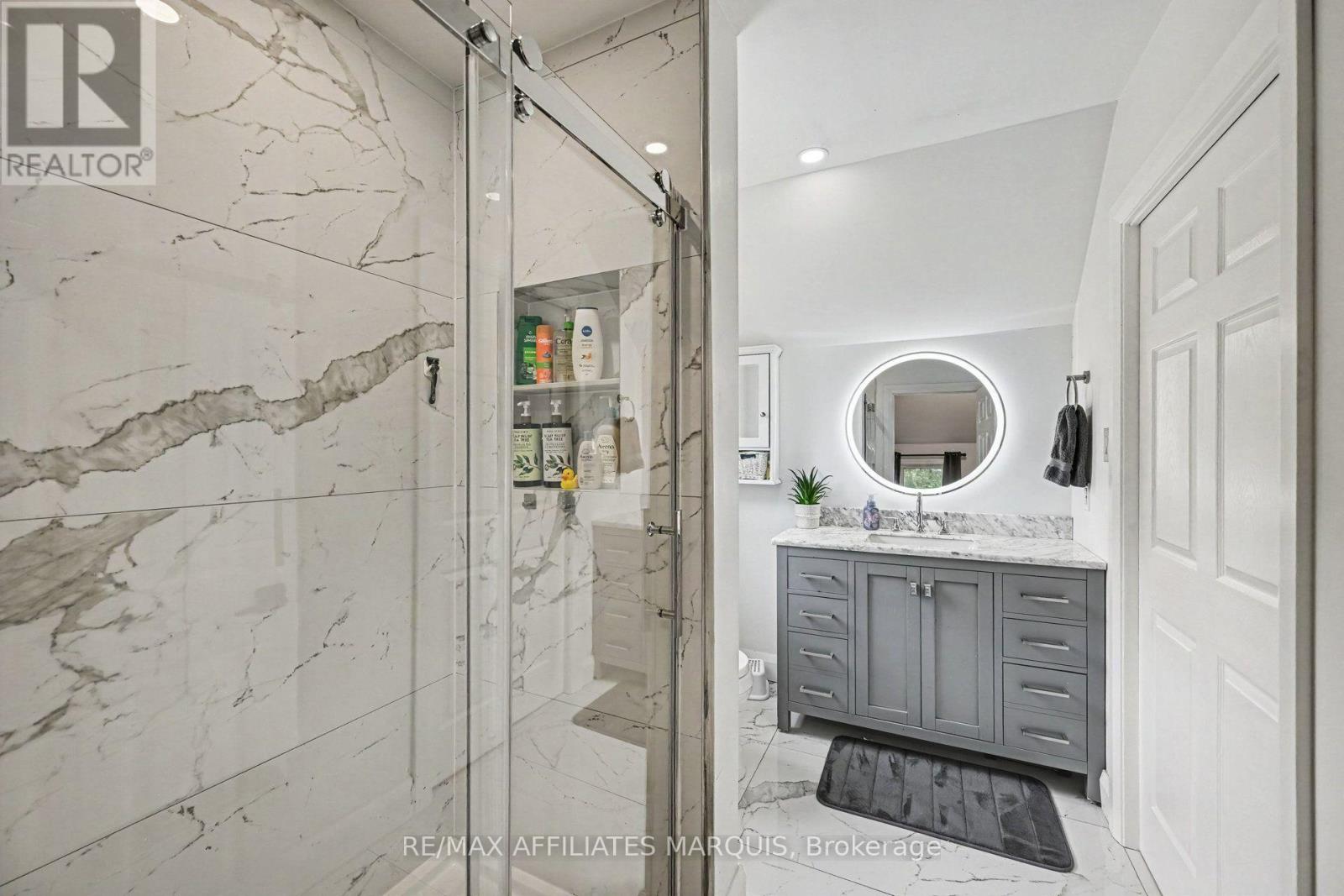 31 MINTO AVENUE - 21