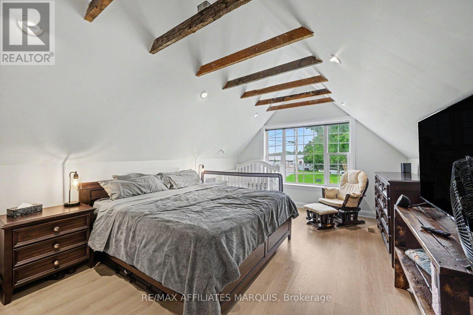 31 MINTO AVENUE - 24