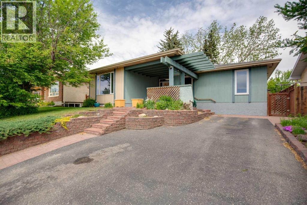 328 Norseman Road NW - 3