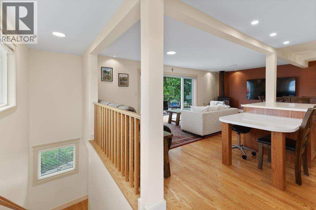  4852-4858 Lakeshore Road, Kelowna