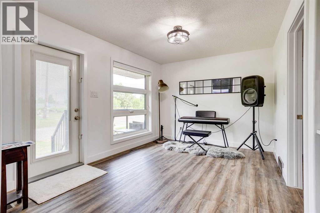 7313 Hughes Avenue - Photo 16