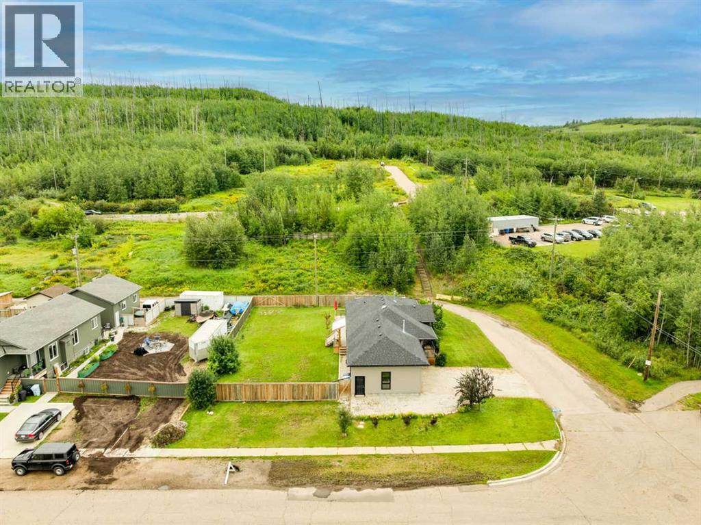 7313 Hughes Avenue - Photo 9