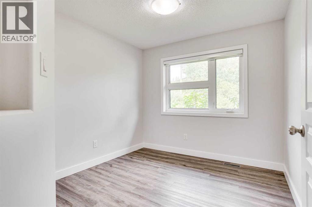 7313 Hughes Avenue - Photo 22