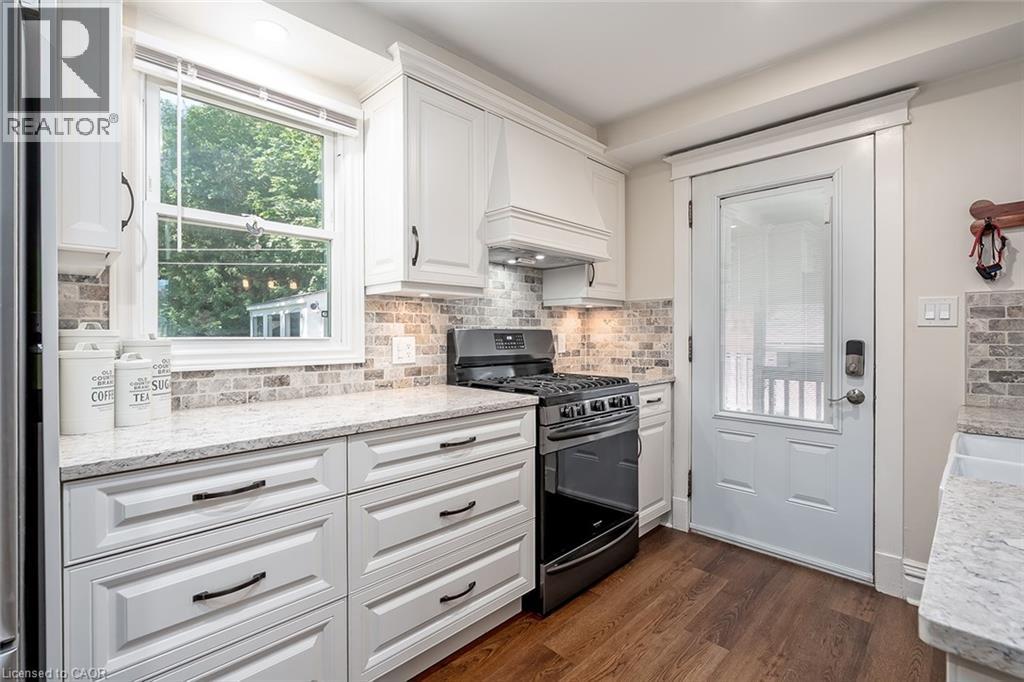 20 WARDROPE Avenue - Image 13