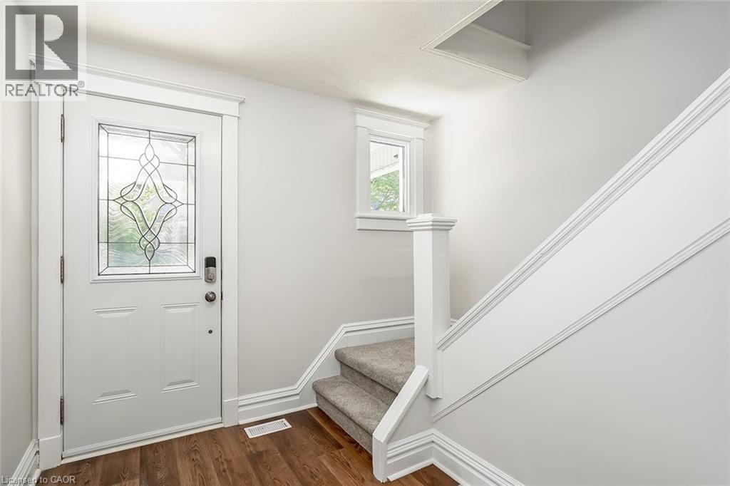 20 WARDROPE Avenue - Image 8