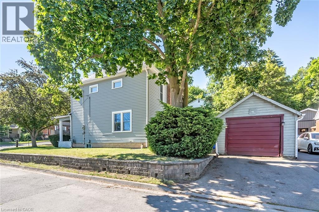 20 WARDROPE Avenue - Image 36