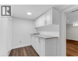 203b Erb Street, Waterloo, ON N2J1M7 Photo 25
