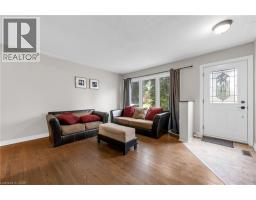 Living room - 203b Erb Street, Waterloo, ON N2J1M7 Photo 9