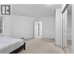 320 Sierra Morena Green SW - photo 31