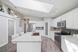 36 Benson Boulevard, Oak Bluff, MB R4G0A2 Photo 10