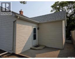 212 6th Avenue Ne, Swift Current, SK S9H2M2 Photo 16