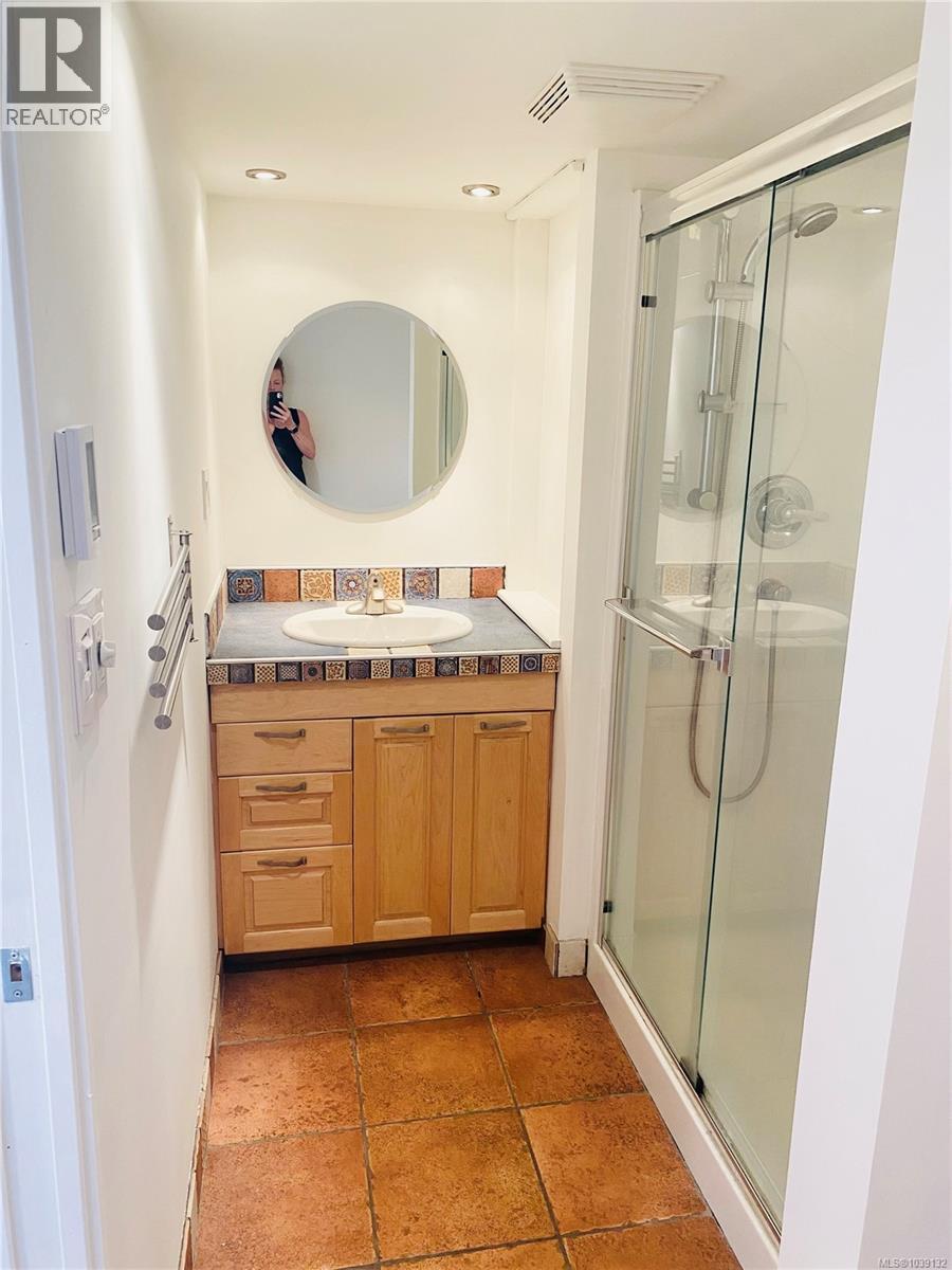 886 Maddison St - Image 35