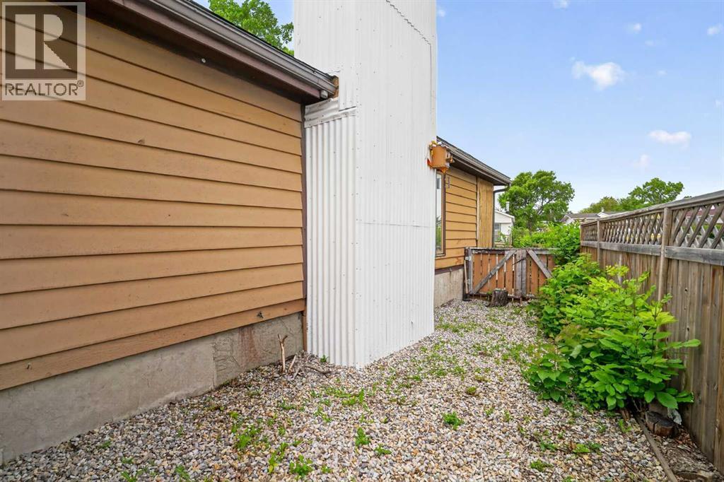 224 Huntwell Road NE - 33