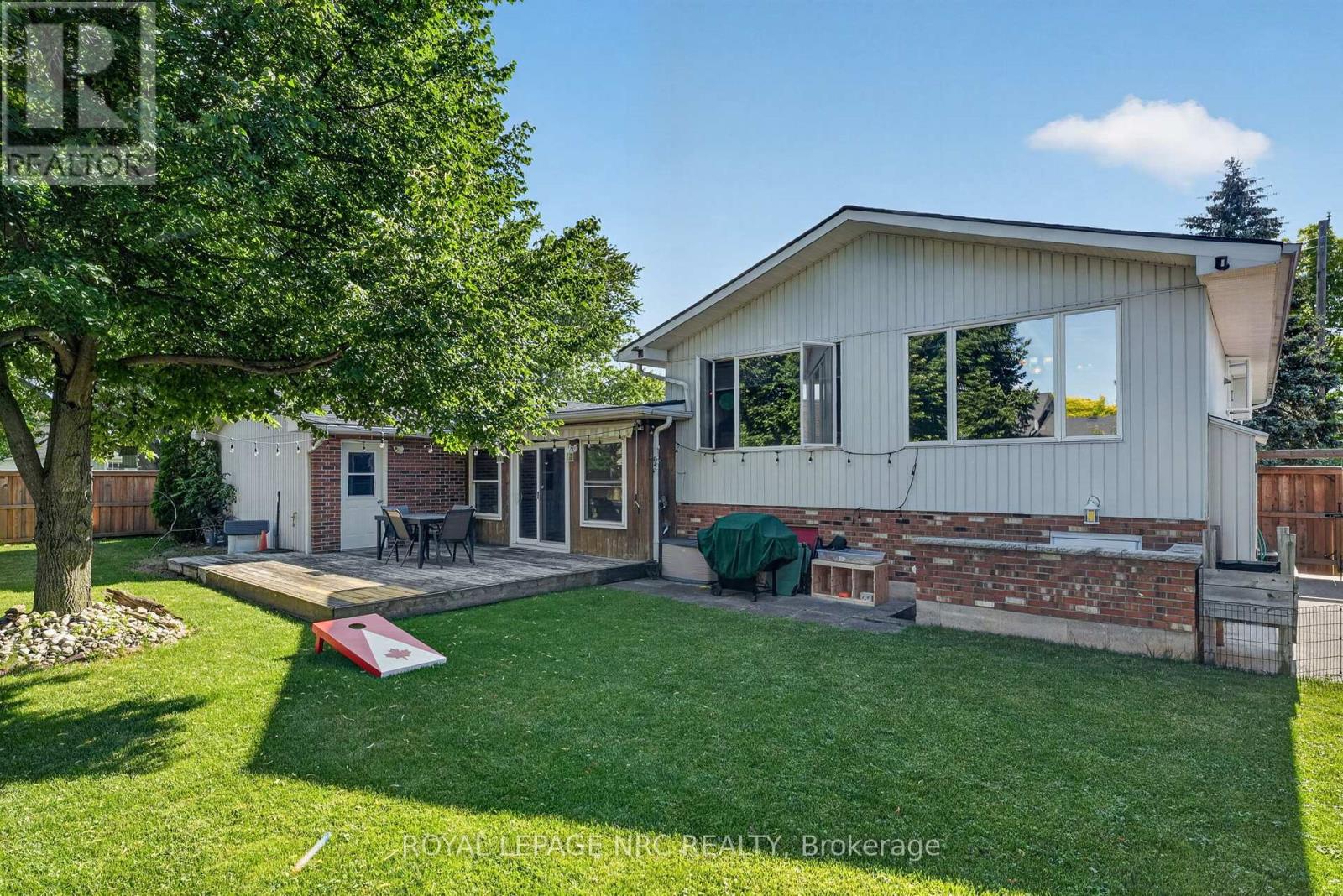 979 CRESCENT ROAD - 32