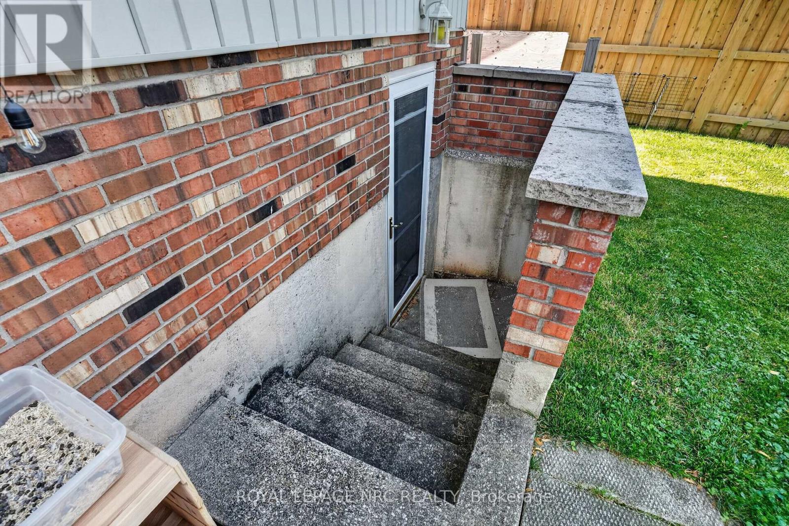 979 CRESCENT ROAD - Image 37