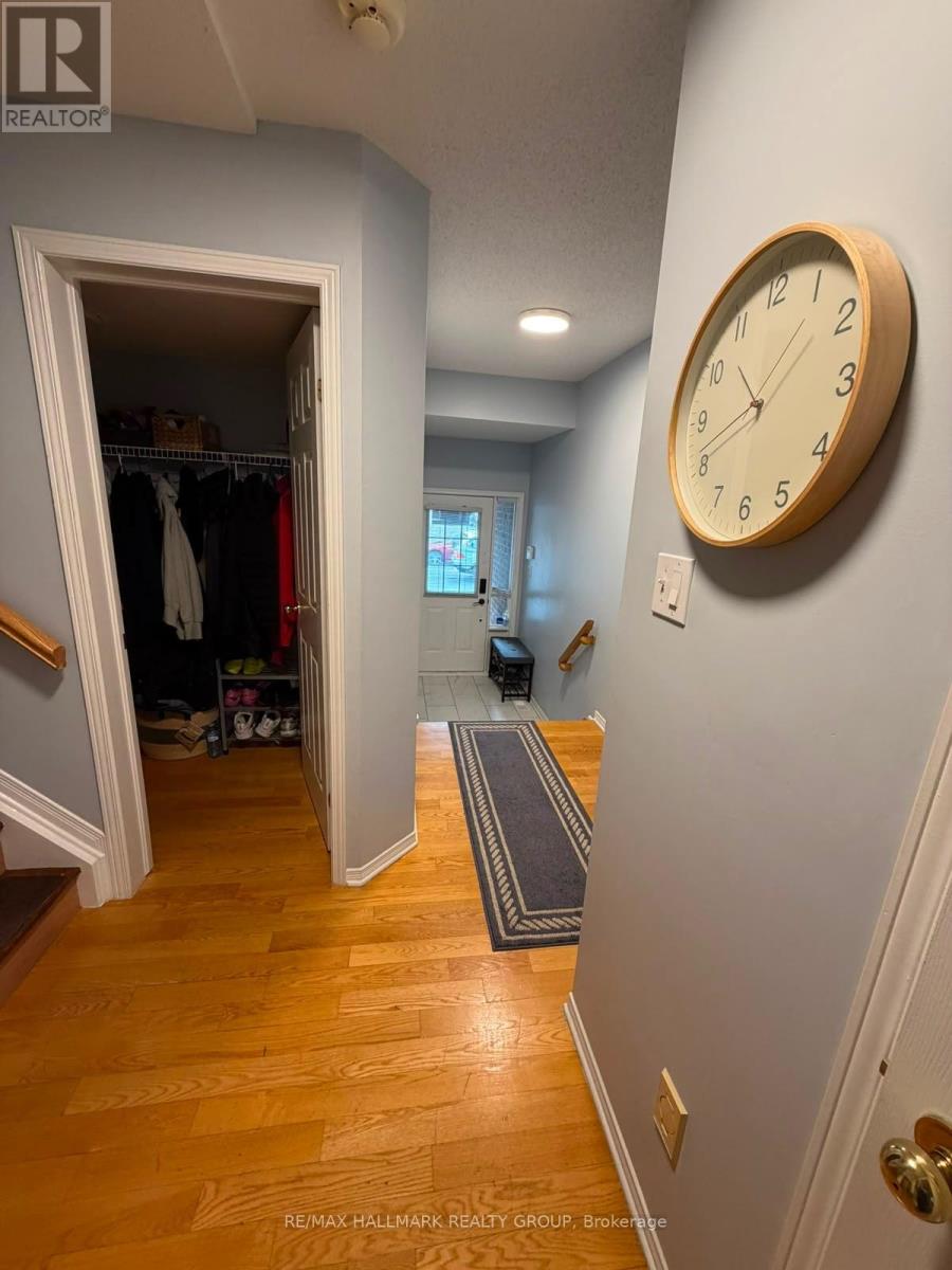 3 Bed, 3 Bath House for Rent in Ottawa – 418 SOMERSET STREET W, Ottawa – MLS# X13655242 - Image 15