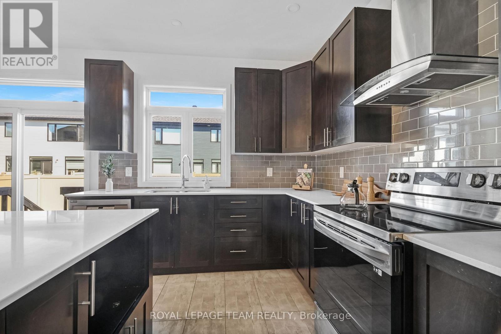 4 Bed, 3 Bath House for Sale in Ottawa – 76 BIG DIPPER STREET, Ottawa – MLS# X13655252 - Image 15