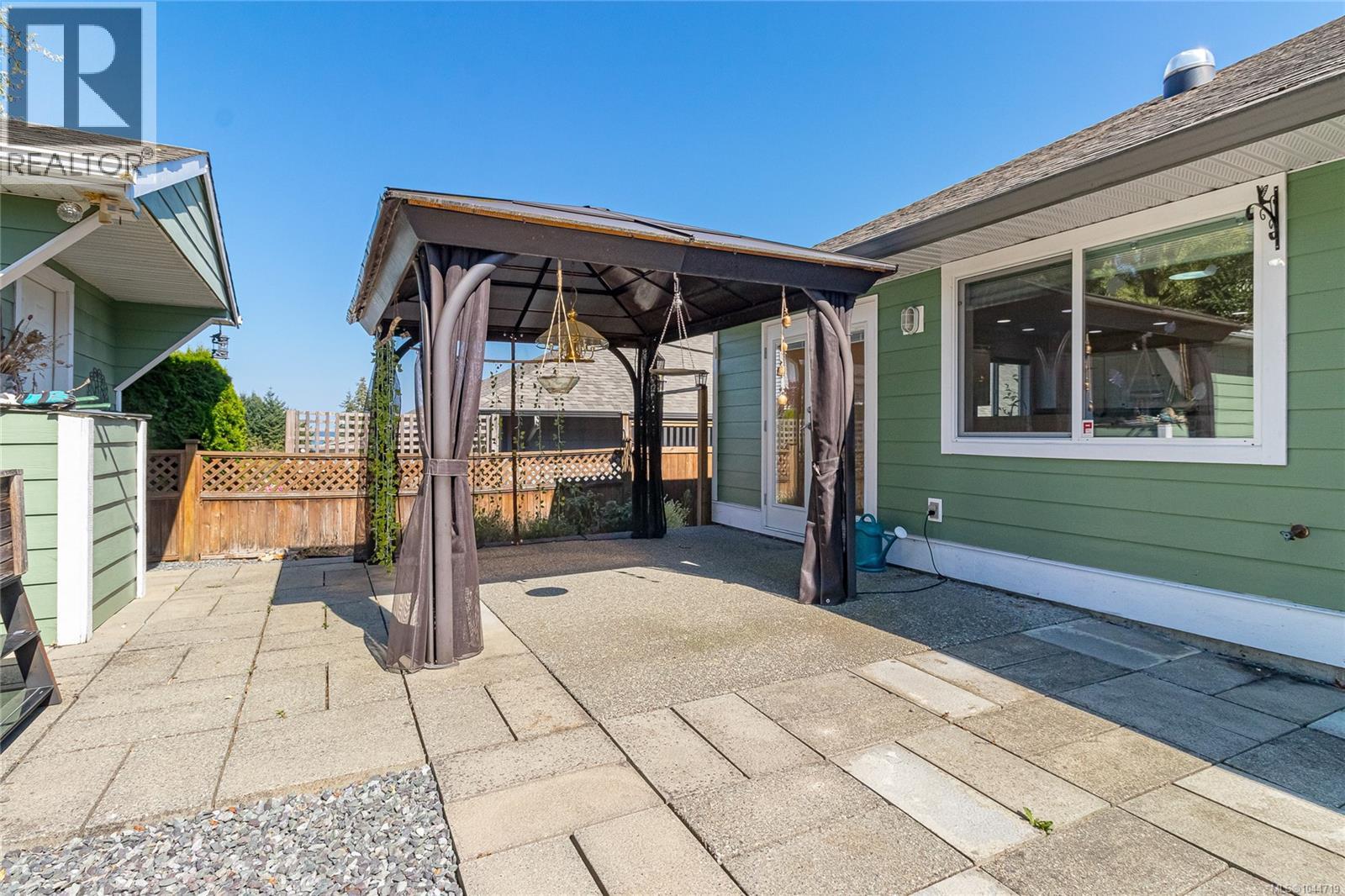 3273 CREEGAN Dr - Image 39