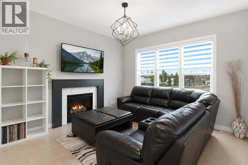 140 Fireside Way, Fireside, Cochrane photo 2
