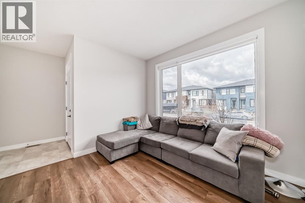 73 Homestead Boulevard NE - 4