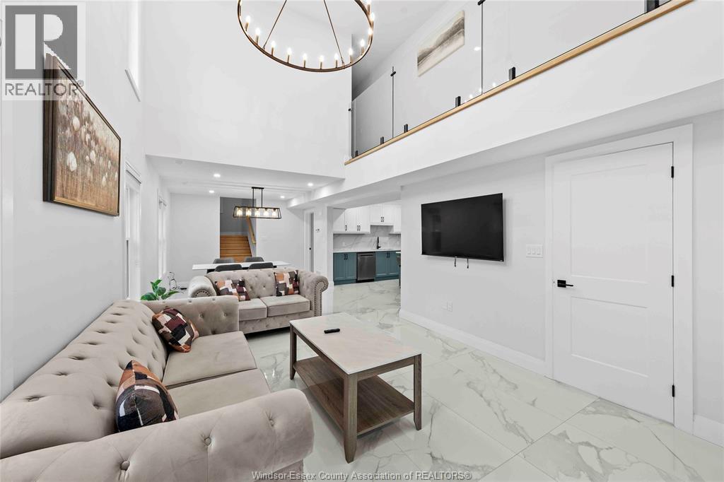 1019 GLIDDEN - 15