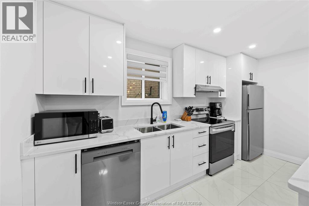 1019 GLIDDEN - Image 34