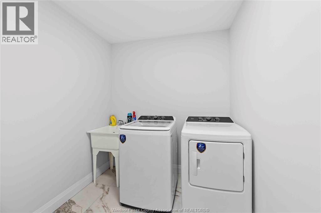 1019 GLIDDEN - Image 32