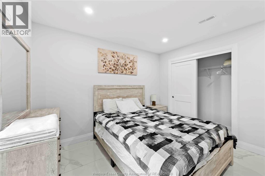 1019 GLIDDEN - Image 21