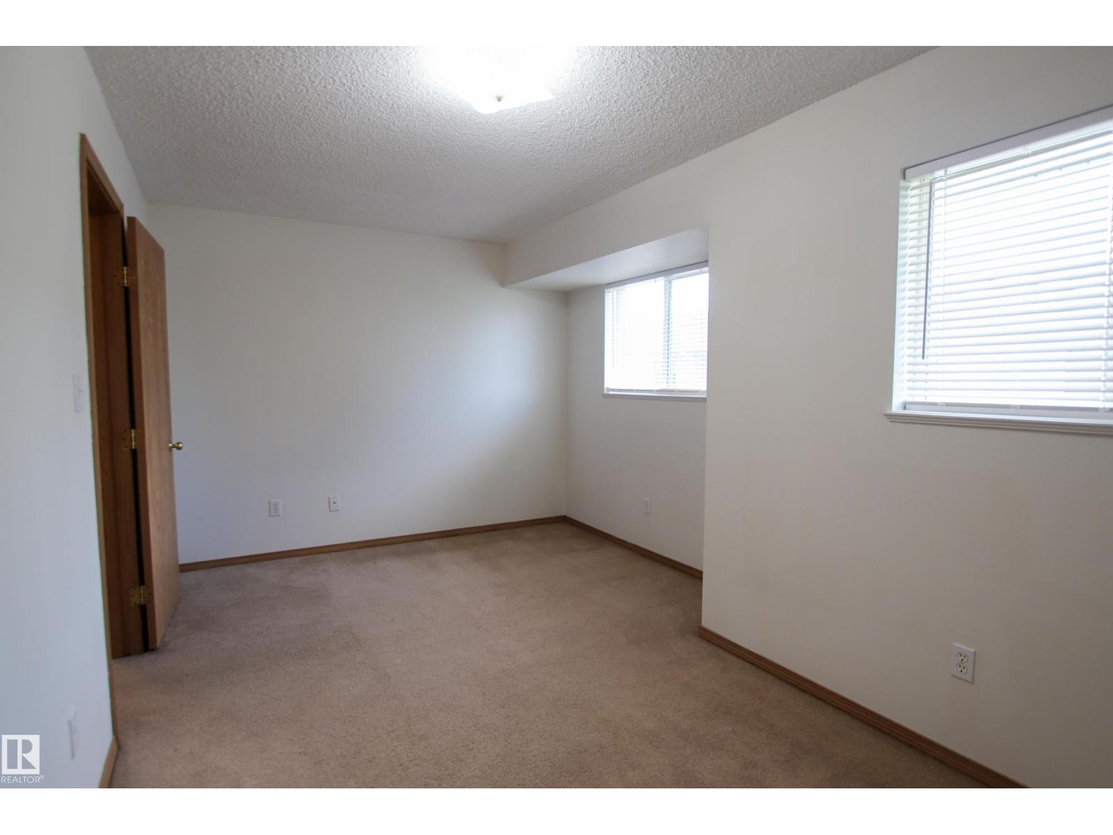 #408 610 KING ST - 17