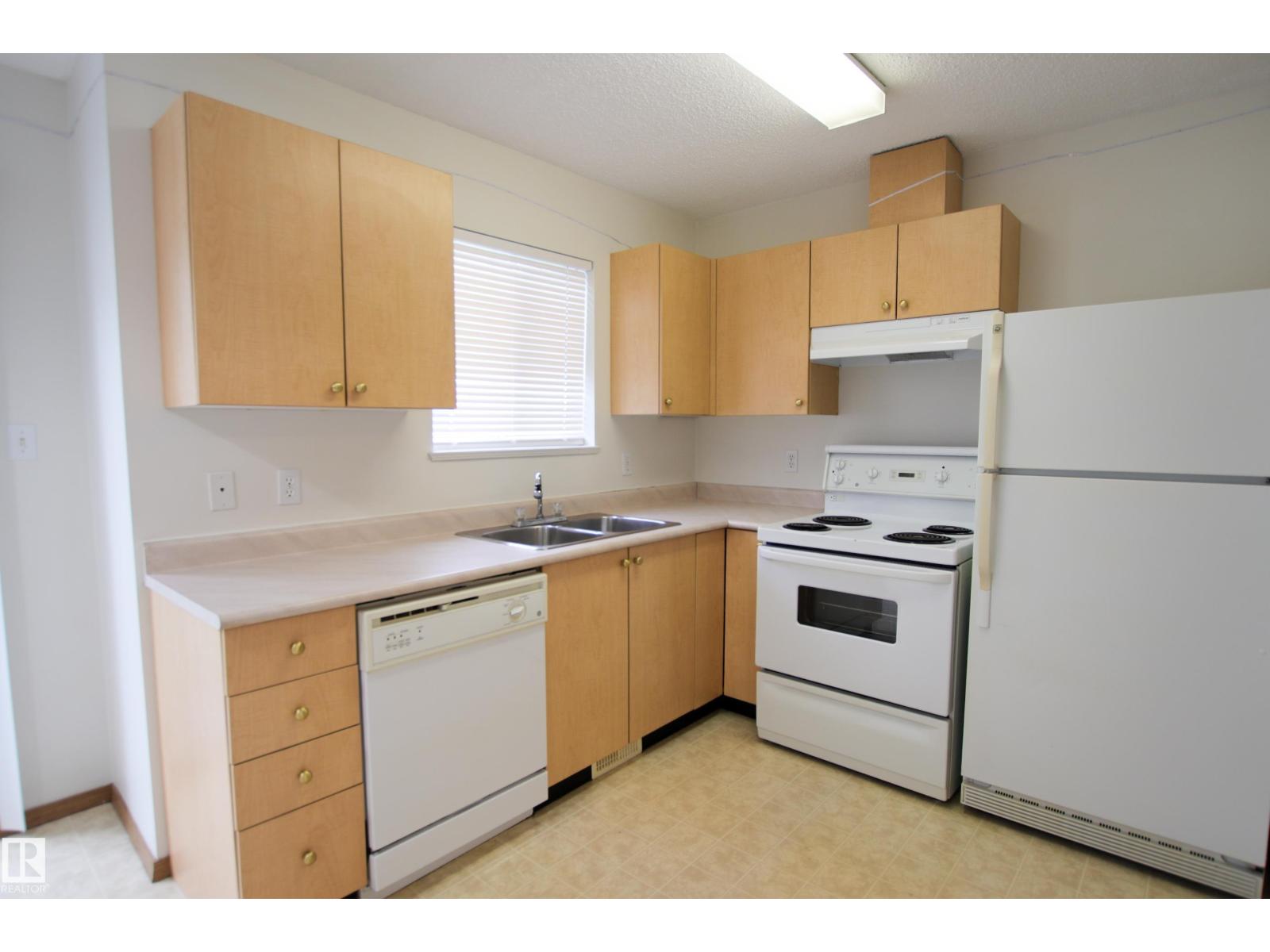 #408 610 KING ST, Hilldowns, Spruce Grove photo 2