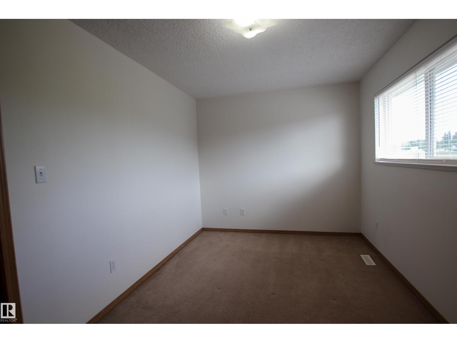 #408 610 KING ST - 20
