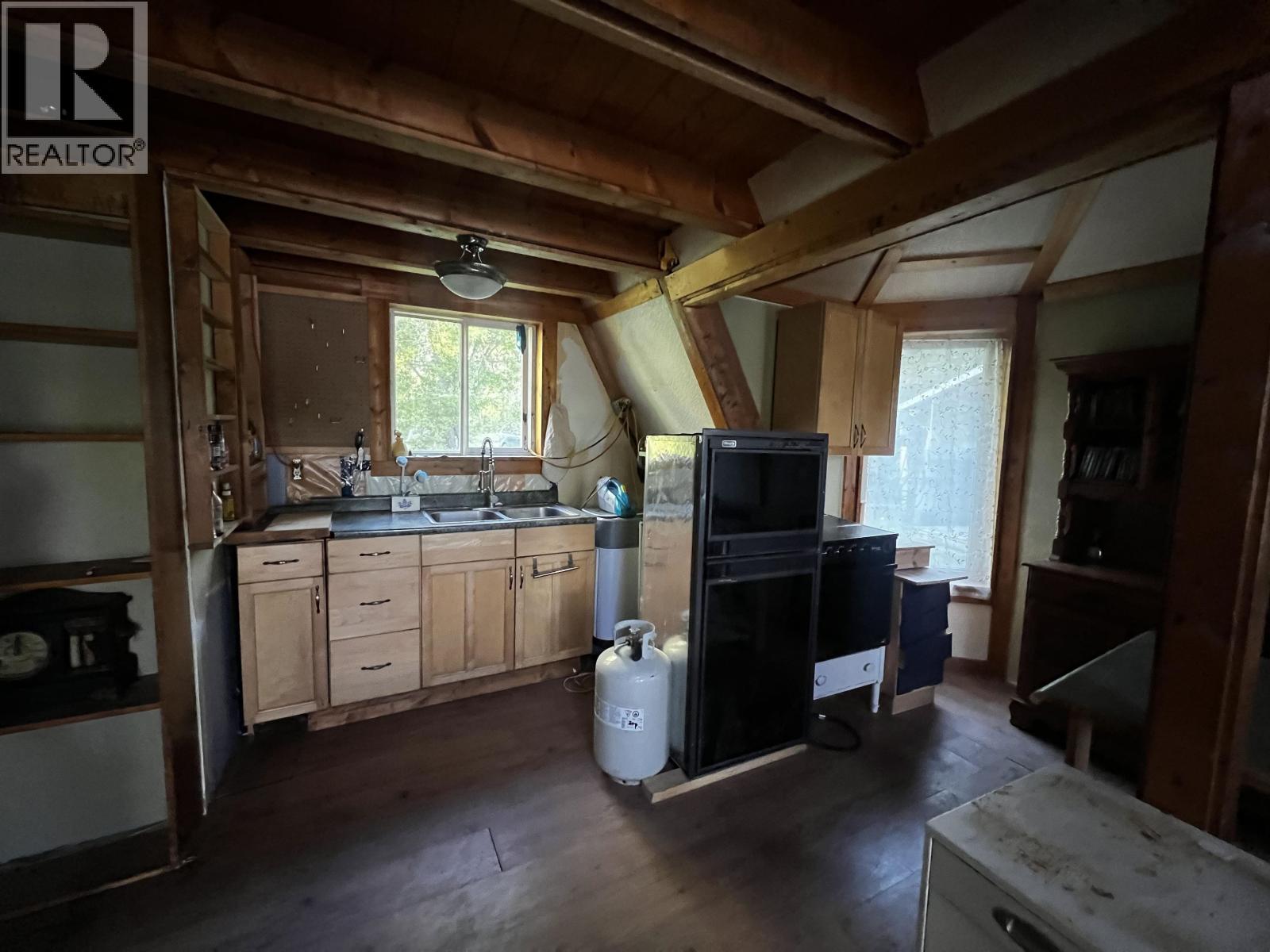 3887 MUND ROAD - 28