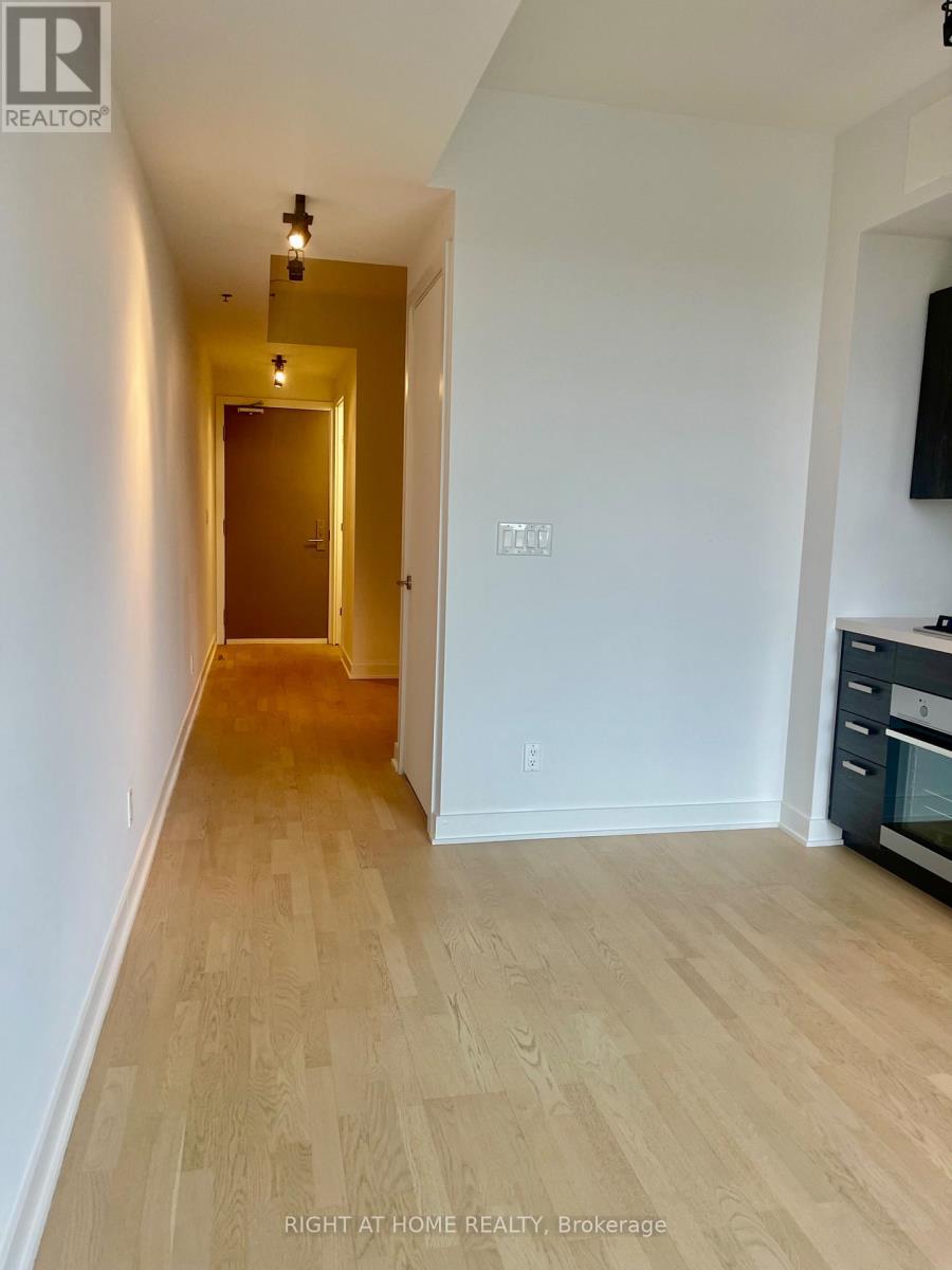 #705 203 CATHERINE STREET - 15