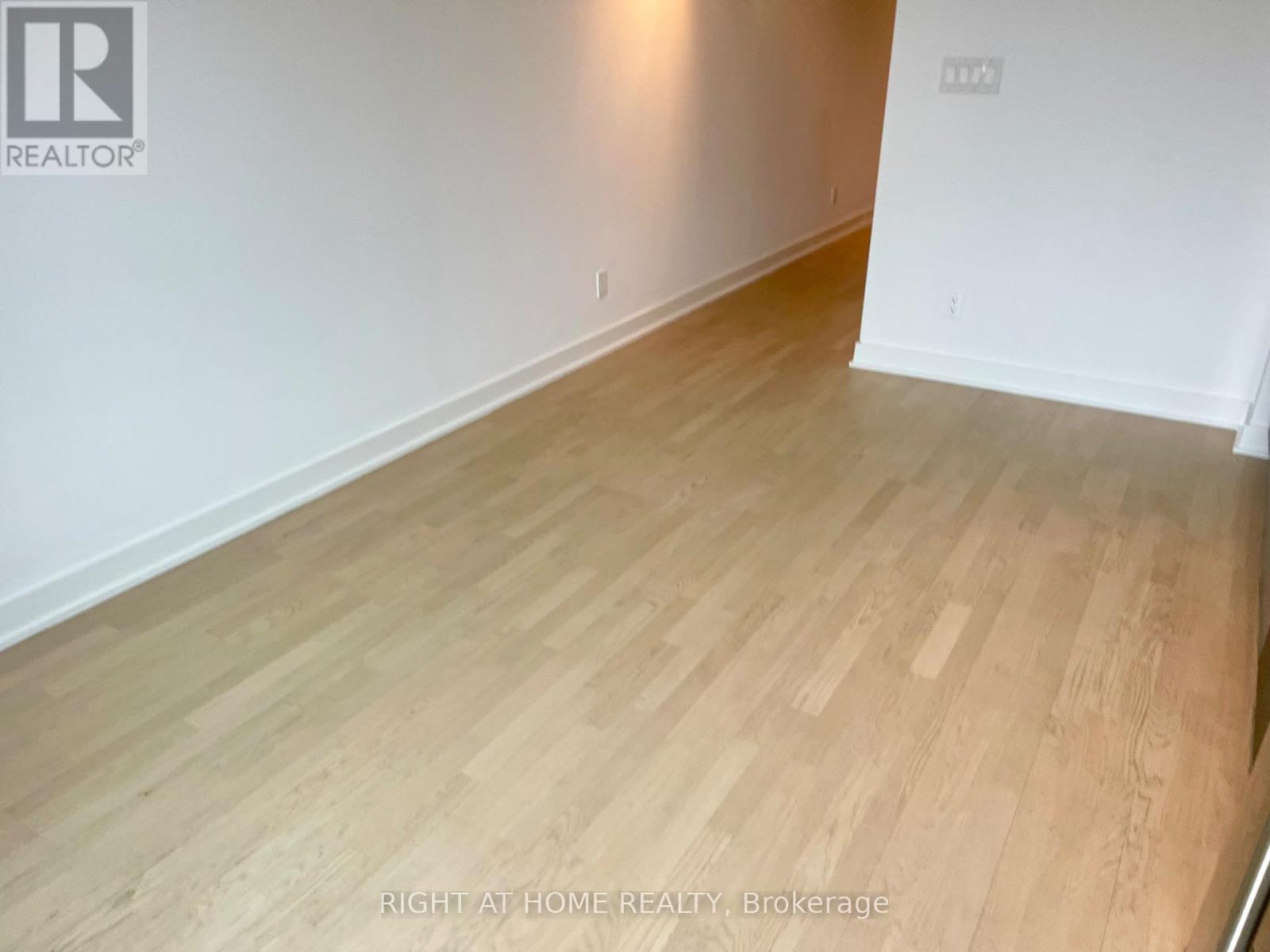 #705 203 CATHERINE STREET - 16