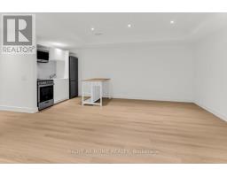 Lower - 431 Arlington Avenue, Toronto, ON M6C3A4 Photo 9