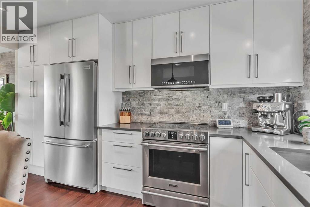 1420 32 Street SW - Image 16