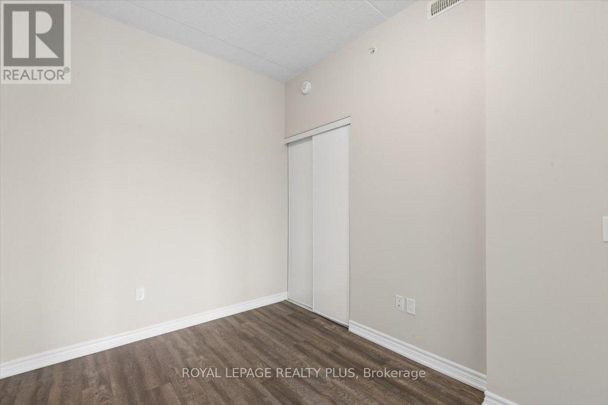 #404 1284 GORDON STREET - 15