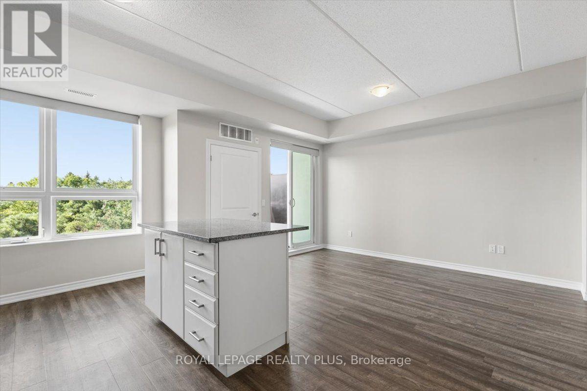 #404 1284 GORDON STREET - 4